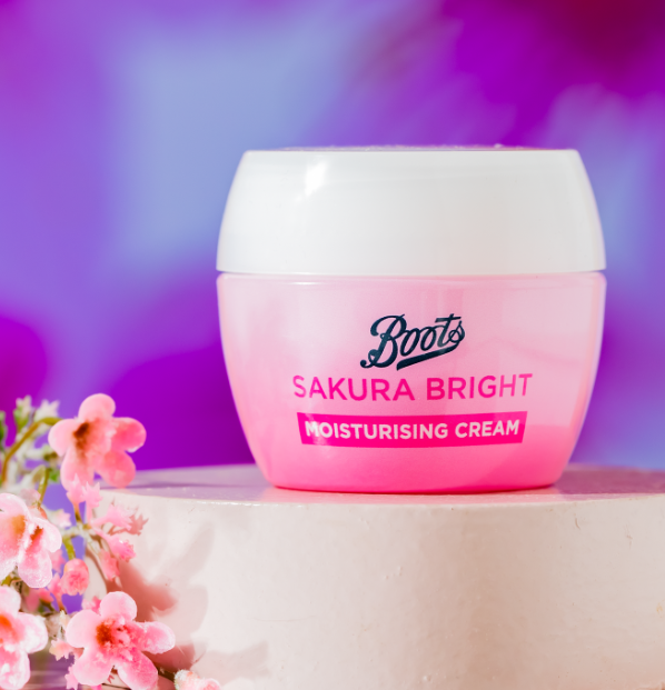 BOOTS SAKURA BRIGHT MOISTURISING CREAM