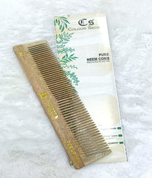 CS Colour Sec Neem Wooden Comb No.08