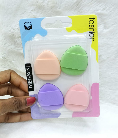 Finger Fits Mini Makeup Puffs for Multipurpose Makeup