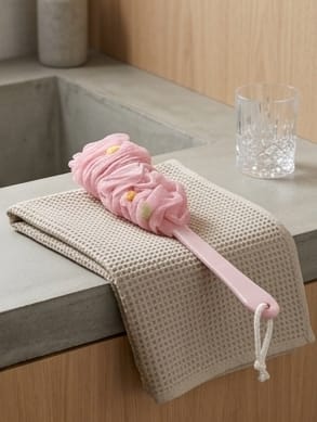 Loofah Back Scrubber – Exfoliating Bath Sponge with Long Handle