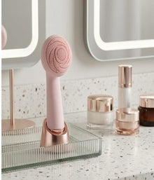 Smart Facial Cleansing Brush – Advanced Skincare for Radiant Glow