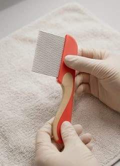 Rubber Handle Single Side Steel Needles Pet Comb – Effective Flea & Tick Removal