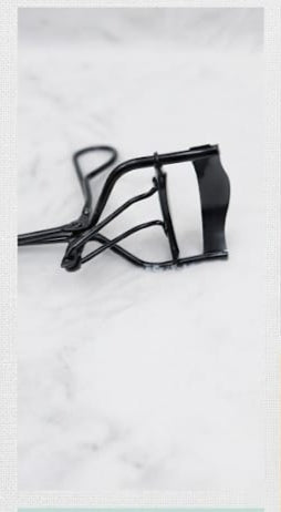 Eyelash Curler, Premium Lash Curler for Perfect Lashes, No Pinching or Pulling eye lash curler, Fit All Eye Shape