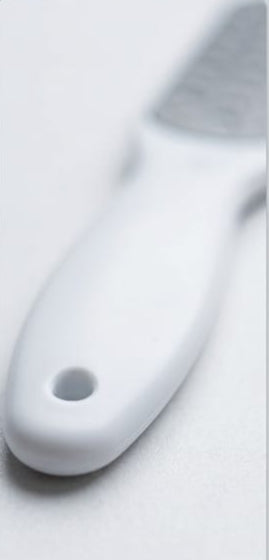 Foot Filer Steel & Plastic Handle – 2 Side, White Colour