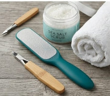Foot Scrubber 2 Side Steel with Plastic Handle