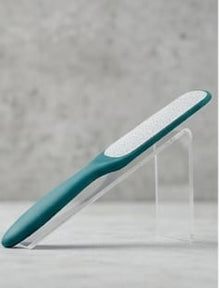 Foot Scrubber 2 Side Steel with Plastic Handle