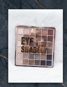 USHAS Pretty Grunge Eyeshadow Palette