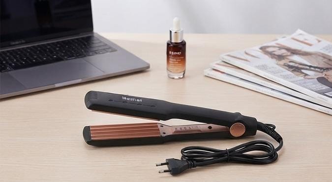 Kemei Professional Hair Straightener (KM-472)