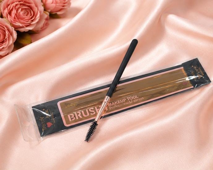 Trendy Look Eyebrow Brush (124)
