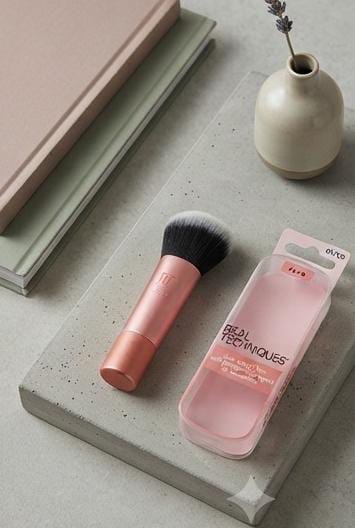 RT Mini Expert Face Foundation Brush (RT01700)