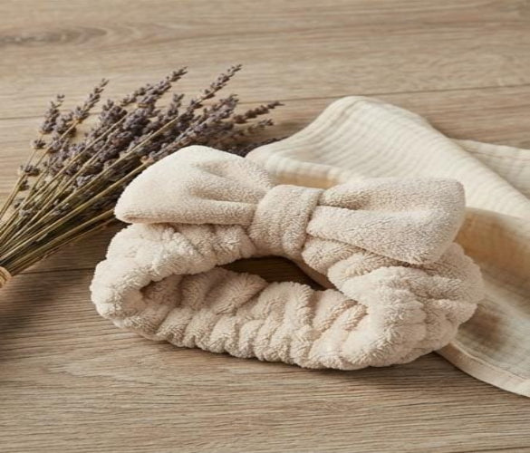 Soft Plush Spa Headband – Ultimate Comfort for Skincare & Beauty Routines