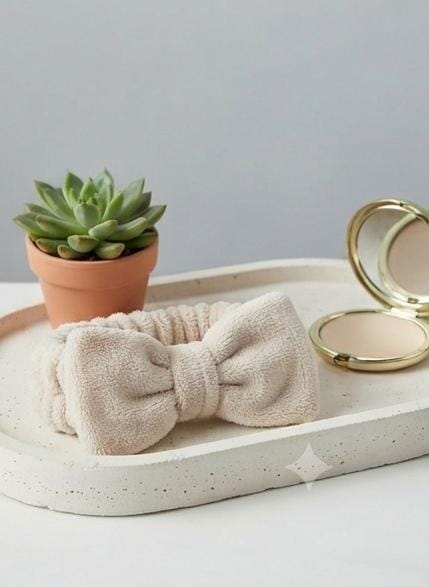 Soft Plush Spa Headband – Ultimate Comfort for Skincare & Beauty Routines