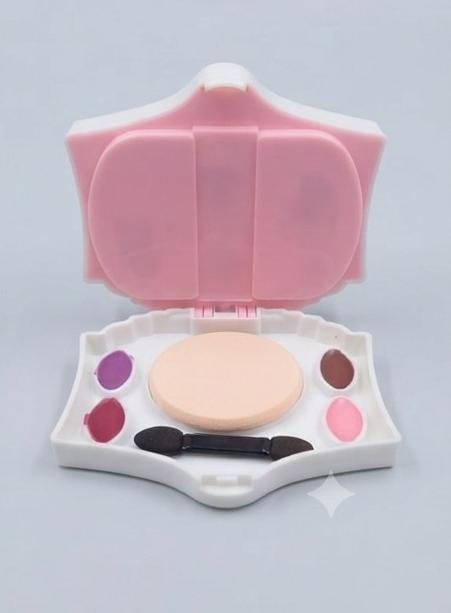 T.Y.A. Fashion Makeup Kit – 5035