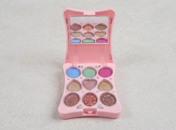 T.Y.A Fashion Makeup Kit – 6116
