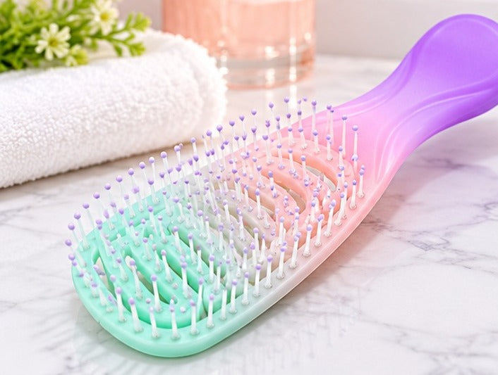 Pastel Ombre Flex Detangling Brush – Ergonomic Curved Vented Hairbrush for Scalp Care & Quick Styling