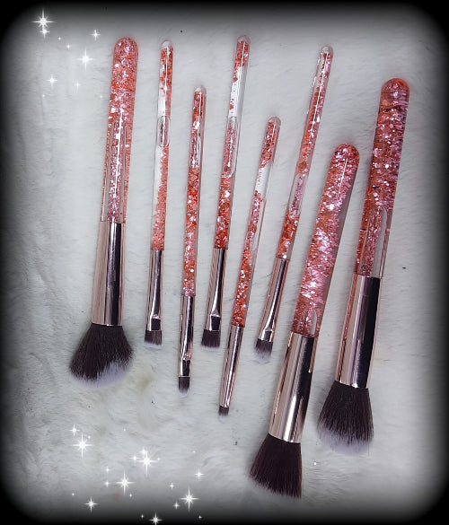Makeup brushes from Sweet Beauty PACK OF 8 PCS