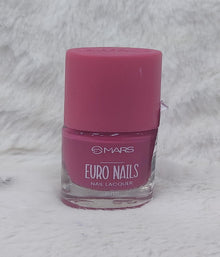 Nail Lacquer with Glossy Gel Finish