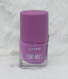 Nail Lacquer with Glossy Gel Finish