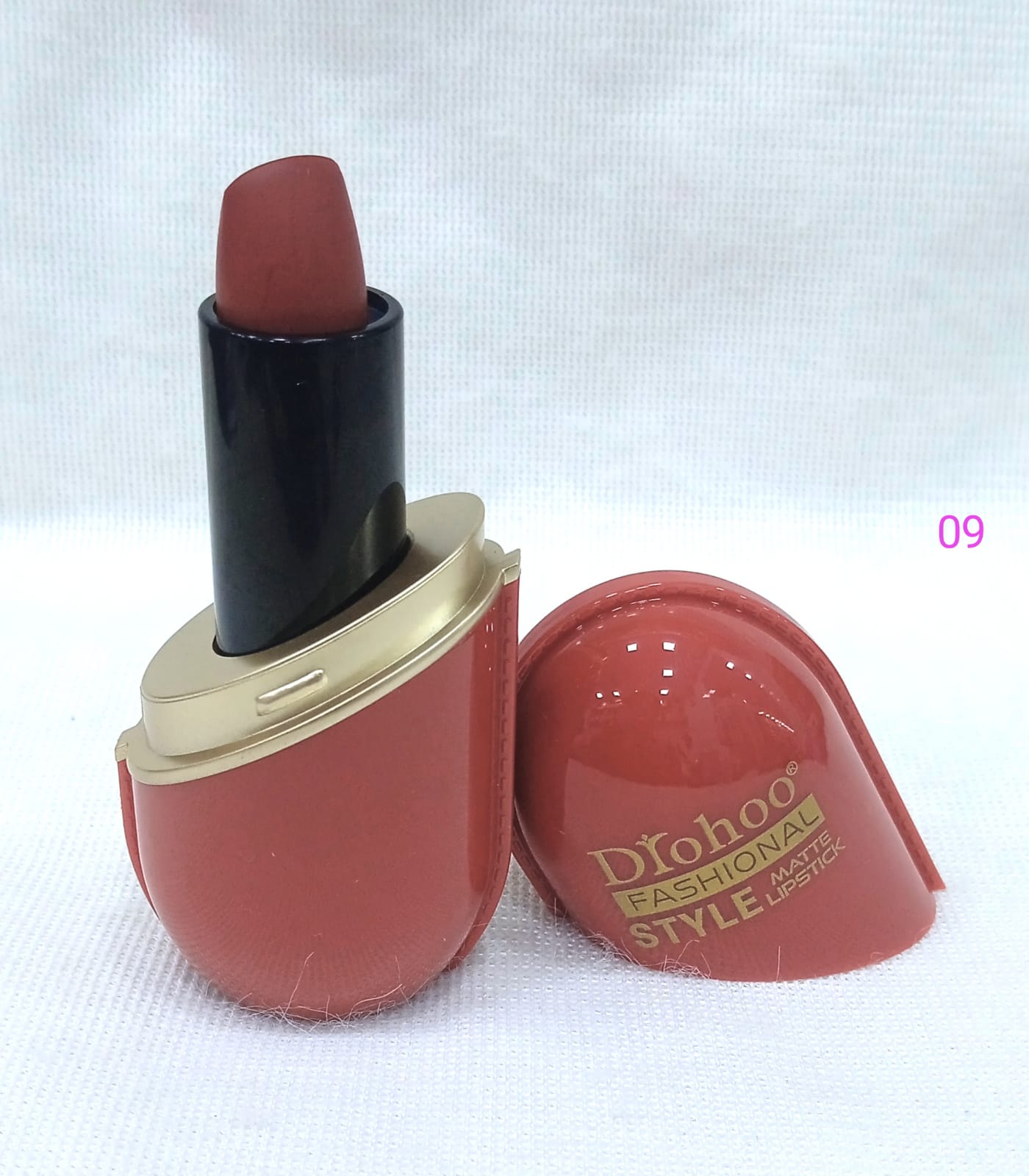 DROHOO Fashional Style Matte Lipstick