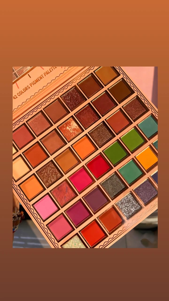 42 Color Pigment Palette