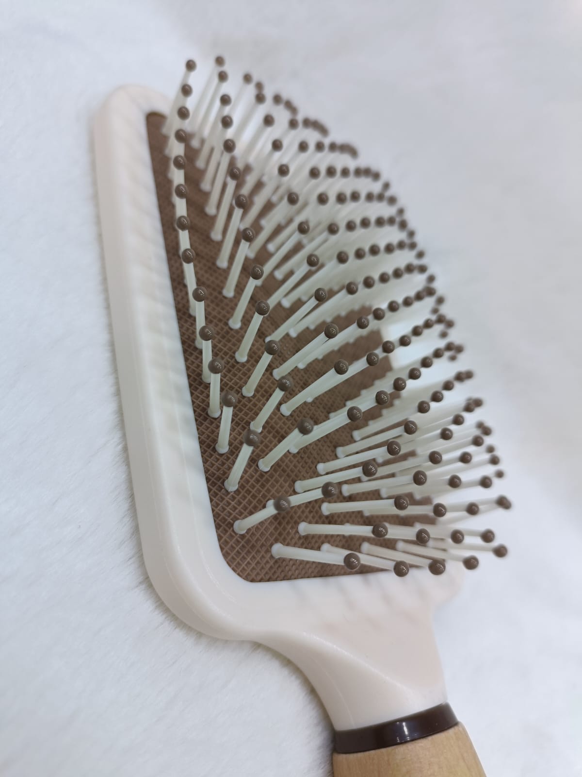 Brown &  White Nylon Bristle Paddle Hair Brush – Smooth, Stylish & Gentle
