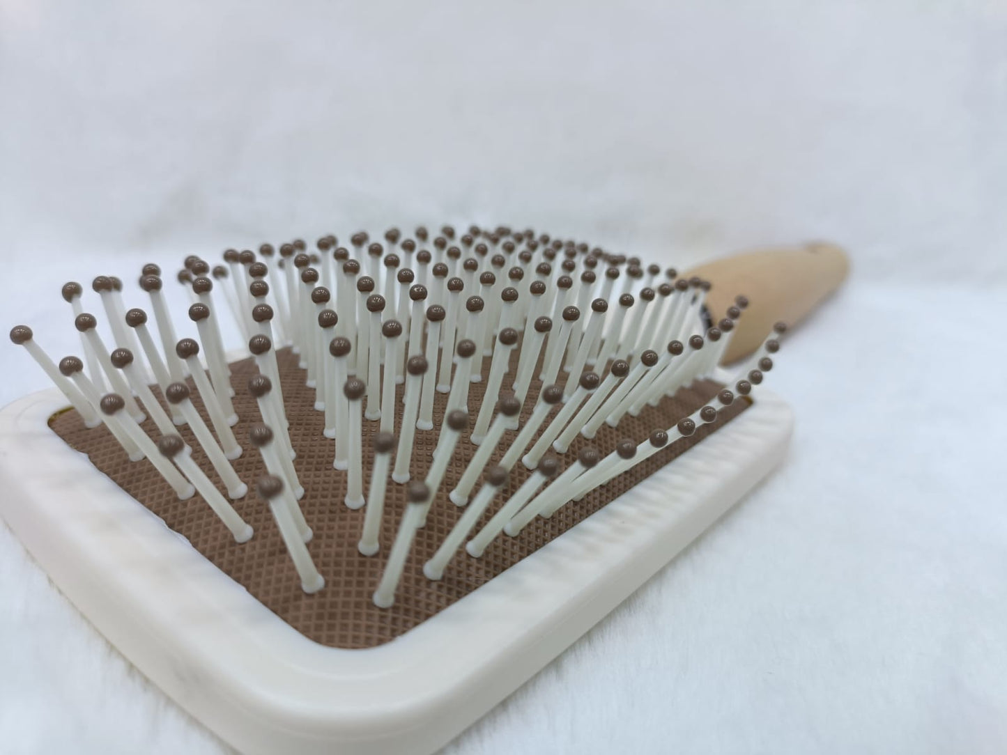 Brown &  White Nylon Bristle Paddle Hair Brush – Smooth, Stylish & Gentle