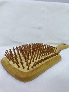Hair Brush Wood Art Large – Natural Beauty & Elegant Design