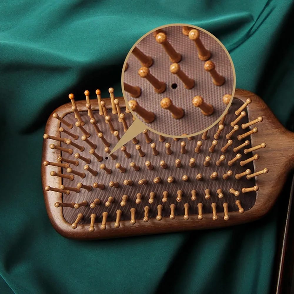 Cecilia Hair Brush – Eco-Friendly Bamboo Massage Comb