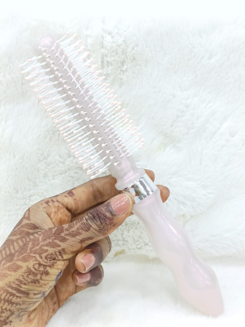 Professional Round Hair Brush for Women &  Girls – Pack of 1PCS