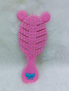 Small hair brush Small Hair Brush – Compact, Gentle & Perfect for Everyday Grooming
