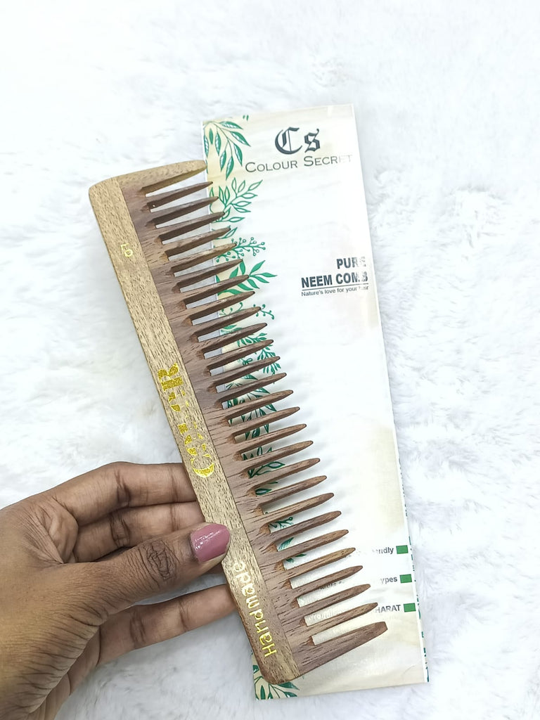 CS Colour Sec Neem Wooden Comb No.07