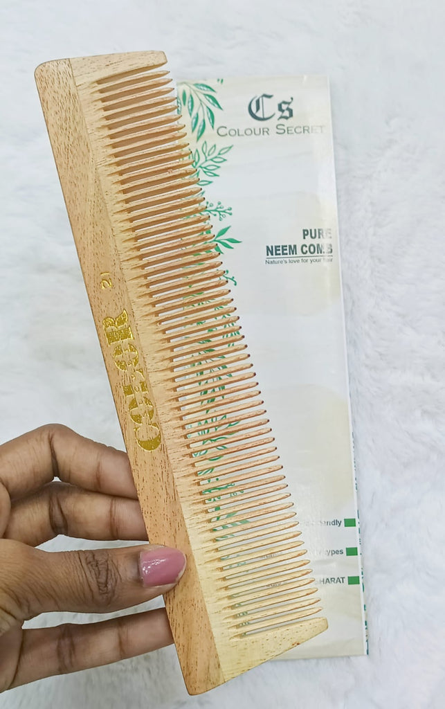 CS Colour Sec Neem Wooden Comb No.21