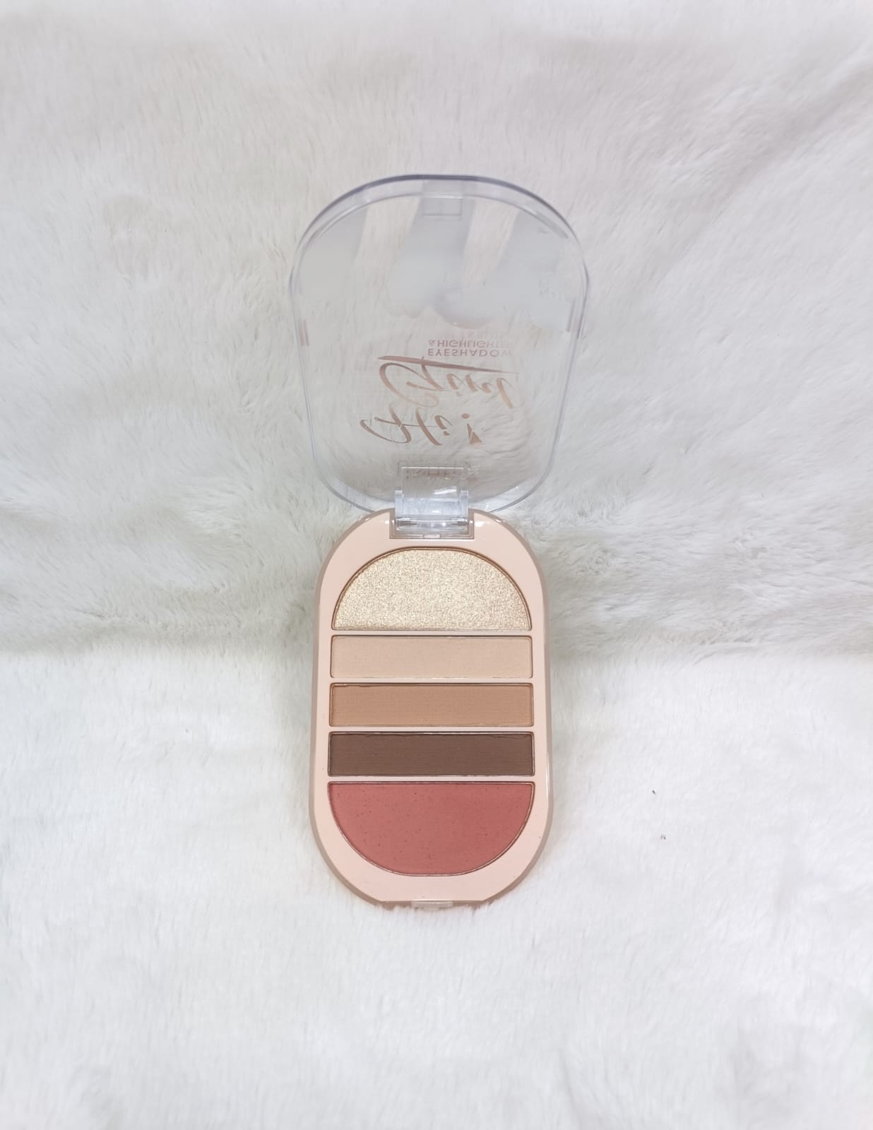 USHAS Hi! Girl Eyeshadow, Highlighter &  Blush Palette