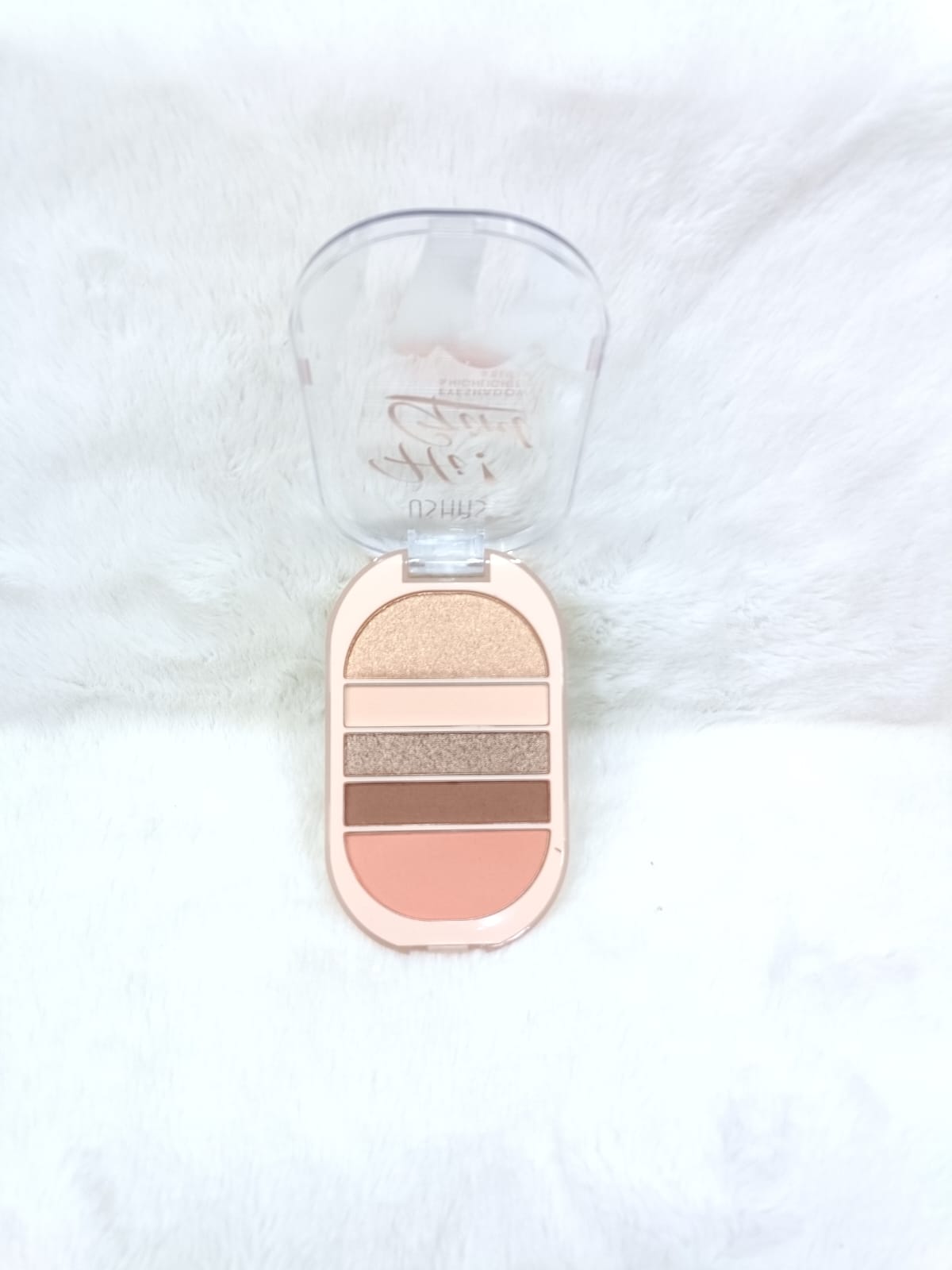 USHAS Hi! Girl Eyeshadow, Highlighter &  Blush Palette