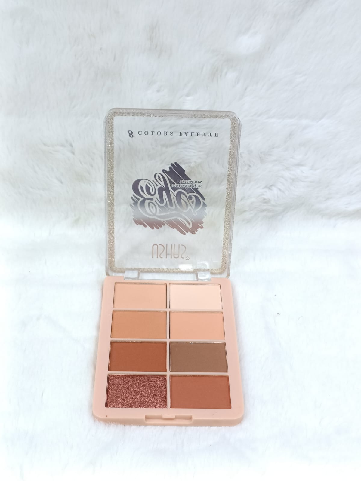 Ushas 8 Eyeshadow Palette