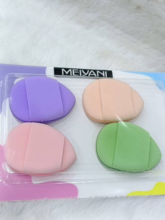 Finger Fits Mini Makeup Puffs for Multipurpose Makeup