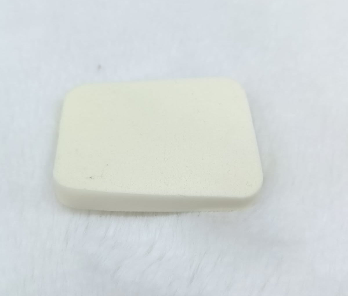 Makeup Powder Blender Sponges for Full Face Curve Blending Coverage