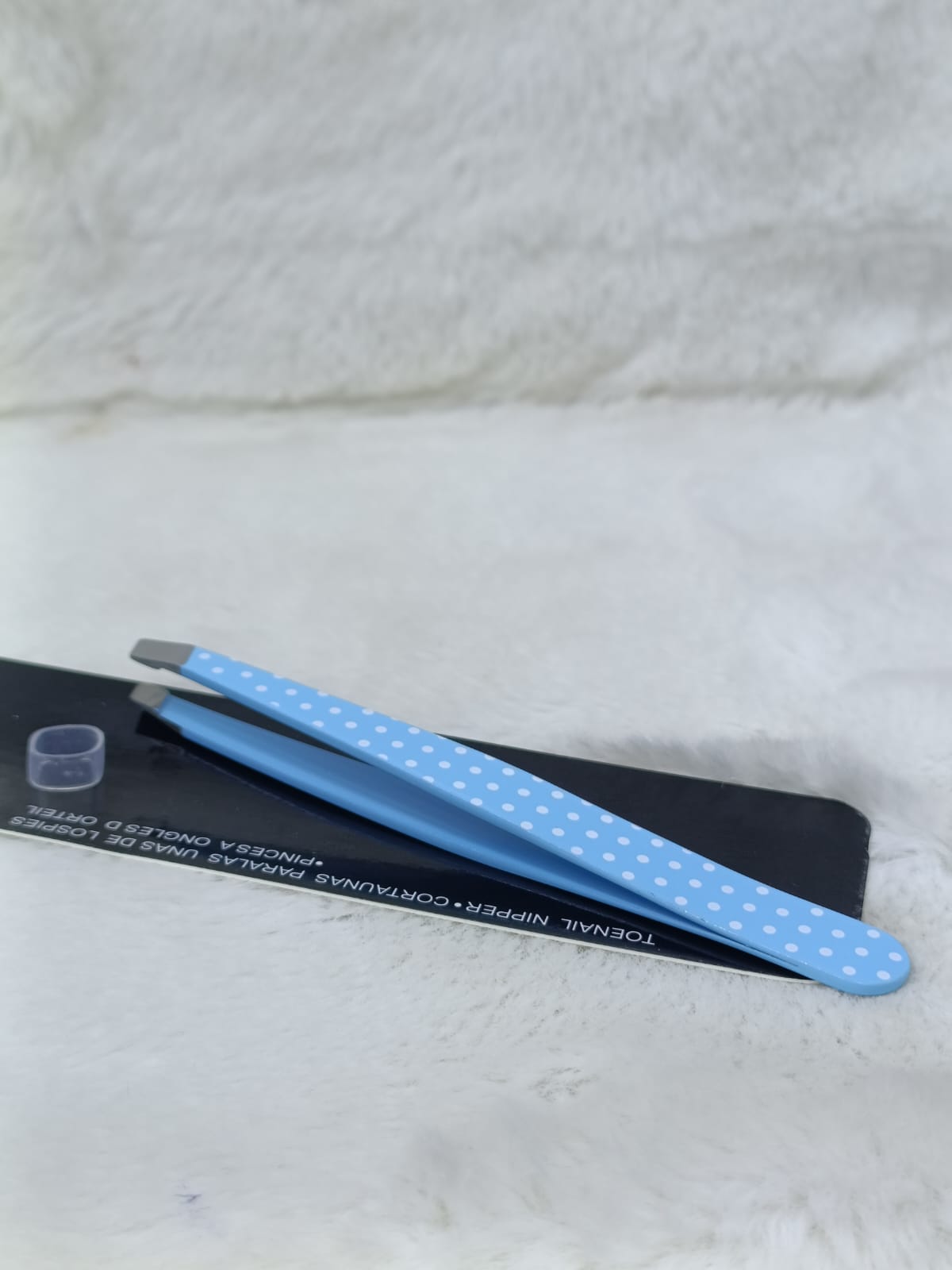 Tweezer Plucker – Precision Hair Removal Tool!