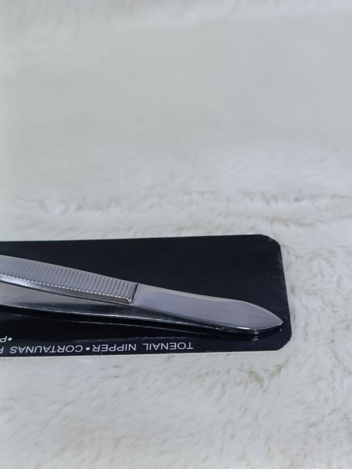 Eyebrow Tweezers – Facial Hair Removal Stainless Steel