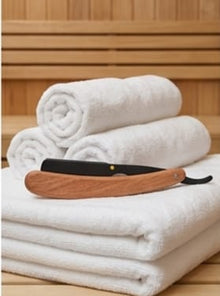 Wooden Handle Straight Edge Razor – Professional Grooming Tool