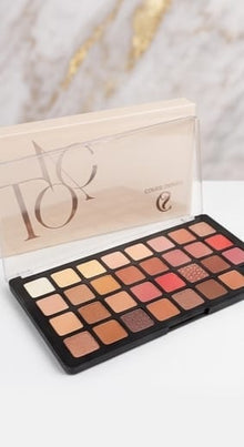 Color Strokes 32 Colors Eyeshadow Palette