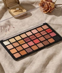 Color Strokes 32 Colors Eyeshadow Palette
