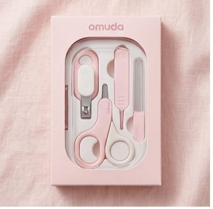 Teddy Baby Manicure Set nail cutter, nail filer, scissor, tweezer, and ear pick