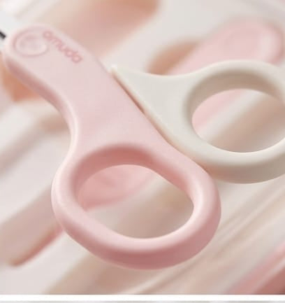 Teddy Baby Manicure Set nail cutter, nail filer, scissor, tweezer, and ear pick