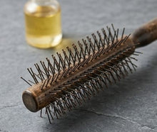 Curling Hair Brush – Style, Shine & Effortless Curls