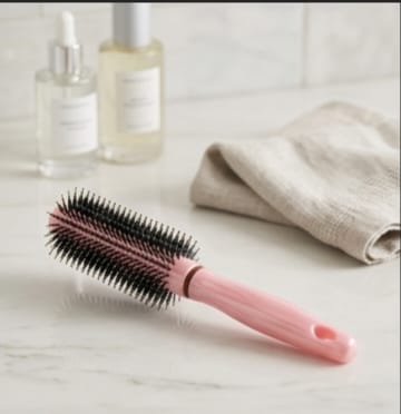 Round Hair Brush