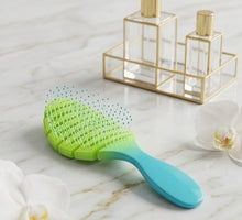 Cecilia Hair Brush – For Healthier, More Beautiful Hair