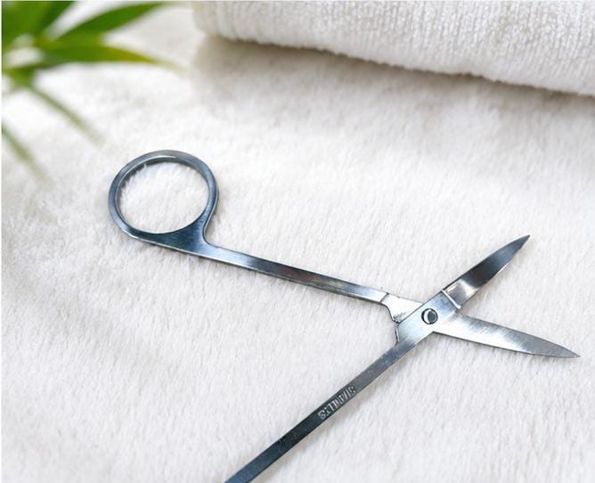Eyebrow Scissors for Daily Use – Perfect Grooming for Women - The beauty cart