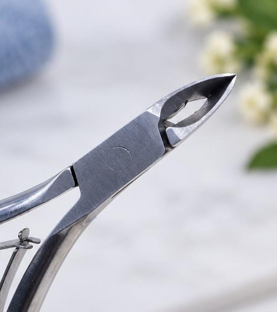 Professional Cuticle Cutter & Nail Clipper for Thick Nails