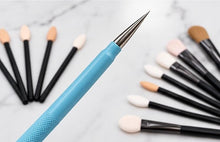 Blackhead Remover featuring a strong steel body, designed for precise and gentle skincare - The beauty cart